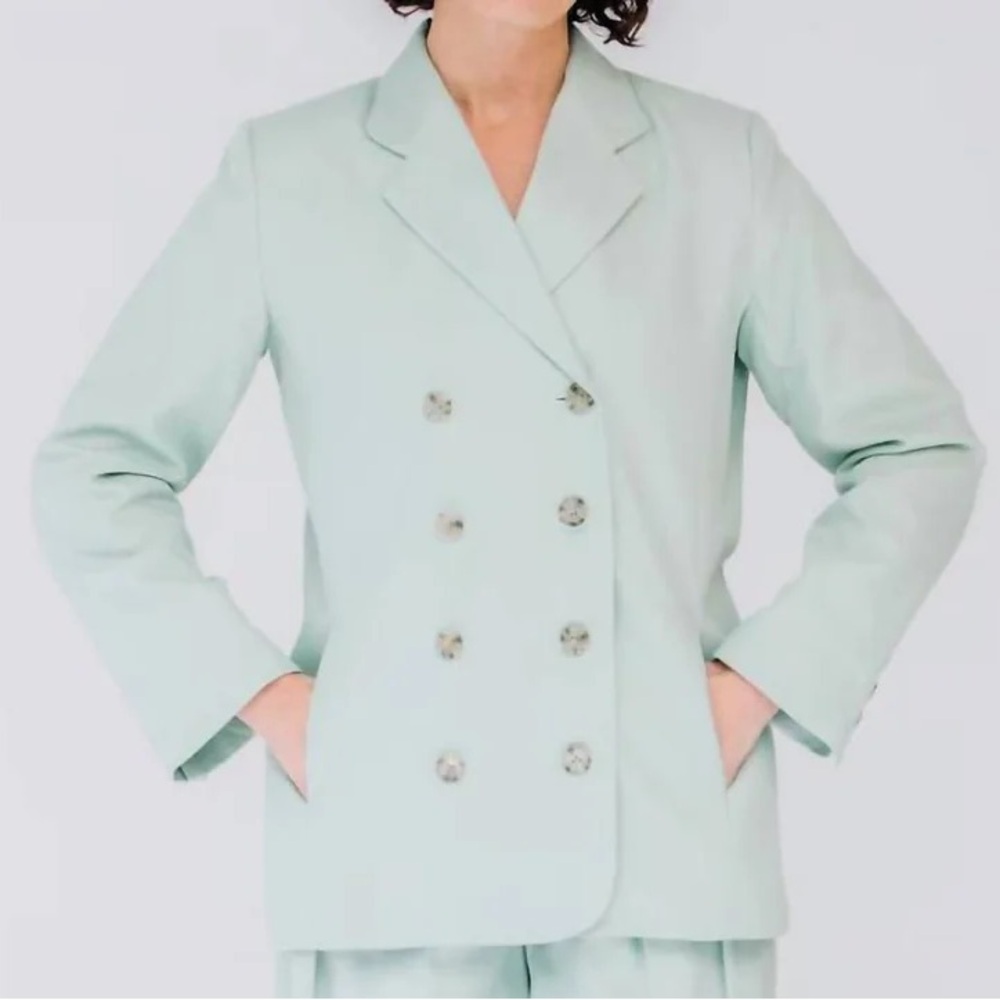 Christy Lynn Sage green Blazer size 2 brand new! Never worn